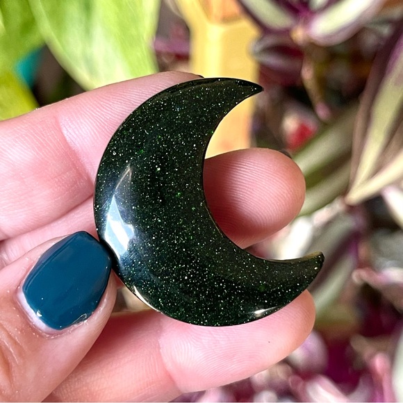 Other - 🌙🧙♀️Green Sandstone Man Made Crystal Moon Carving🌙🧙♀️
